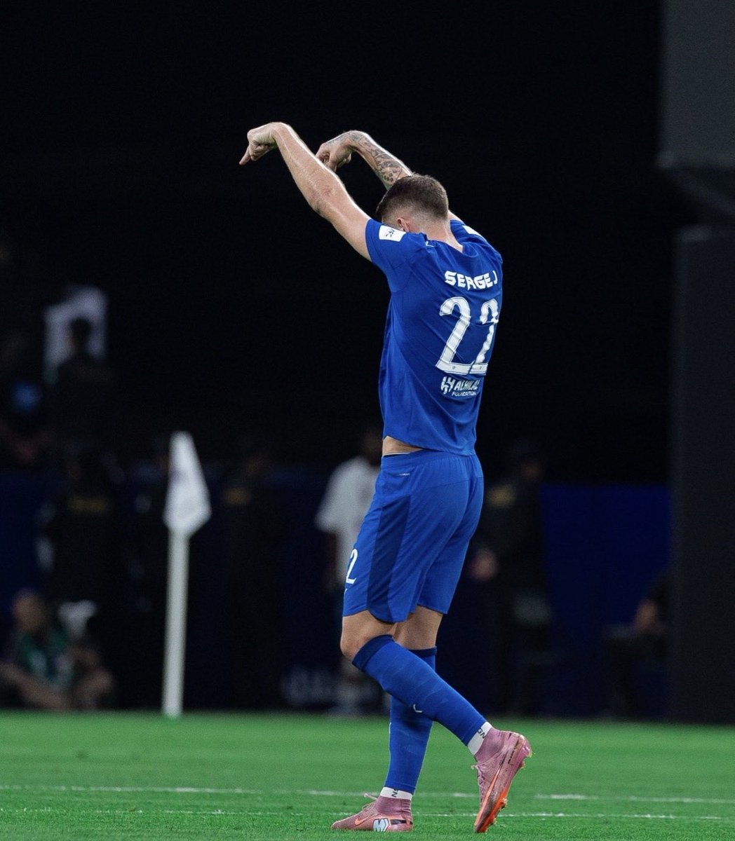 الكمال الكروي بكل إختصار 

" سيرجي ميلينكوفيتش سافيتش " 💙