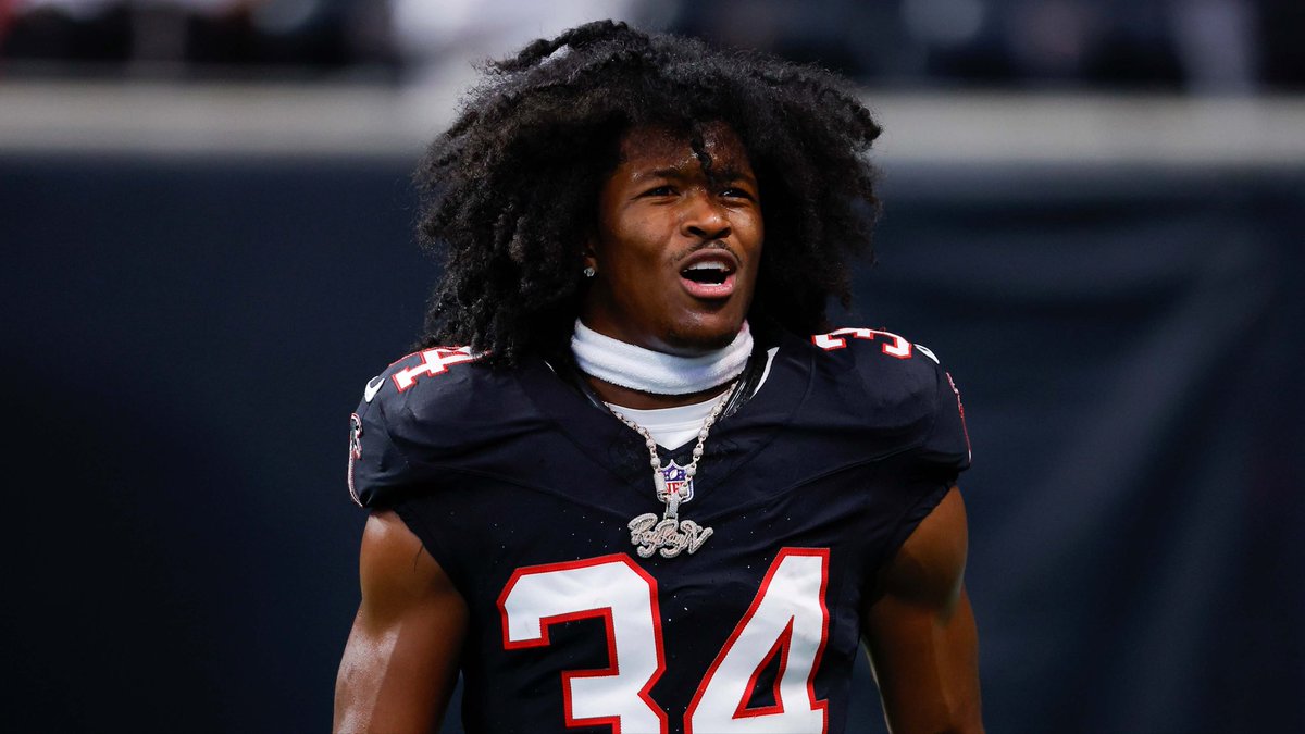 RiseUpReader's tweet photo. Ray-Ray McCloud has been released by the Falcons. https://t.co/RAAbB3JOG8