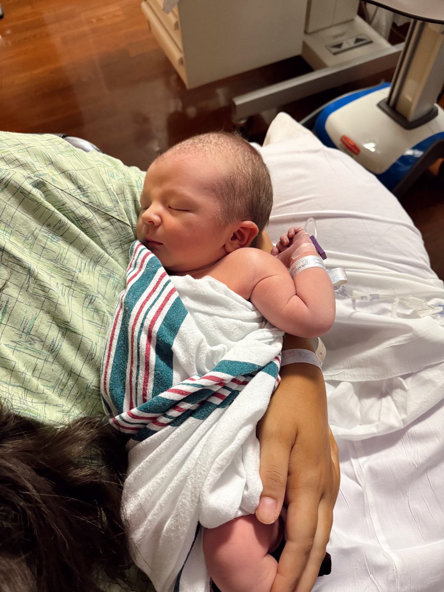 DrewCookIII's tweet image. Phillip Samuel Cook IV made a roaring arrival to the world October 20th at 8:50 p.m. Katherine is a hero and delivered impromptu by C-section and Samuel is in the NICU. 

We are so blessed with this beautiful baby boy and praying for his momma’s health and his own health.

#P4 💙