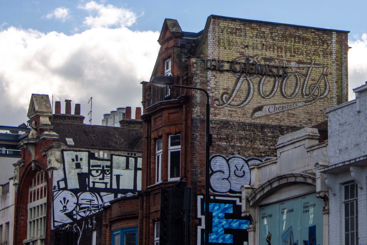 PhotoTjv's tweet photo. Ghost Signs & Graffiti
(Camden High Street, Camden, London, September 2024)
#photography #urbanphotography #streetphotography #graffiti #paintedsign #vintagesign #ghostsign #mural #CamdenHighSt #Camden #CamdenLondon #London https://t.co/D51LDmVwr7