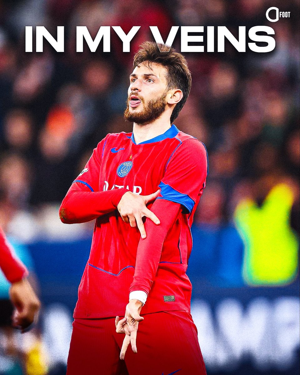 ActuFoot_'s tweet photo. IN MY VEINS 💉❤️💙 https://t.co/DgwAW4hkVg