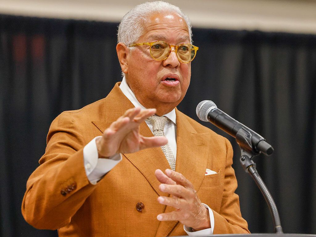 FAMU_1887's tweet photo. FAMU celebrated two of its most distinguished alumni, Drs. Bernard W. and Shirley Pooler Kinsey, with the official naming of the Drs. Bernard W. &amp; Shirley Pooler Kinsey Band Hall, Home of the Marching “100.” 

Read what the family had to say: https://t.co/hNGd9PQhuj  

#FAMUHC25 https://t.co/hW7xAgOuVr
