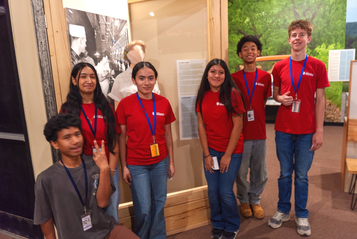 SpringdaleCofC's tweet image. 🎯 Our Junior Leadership class spent the day exploring nature, history, and community outreach in Springdale!
We’re so proud of these future leaders for engaging with the organizations that make our city thrive!