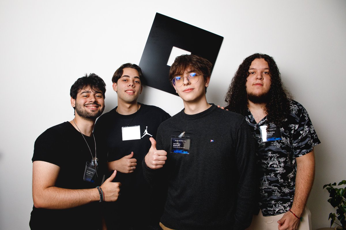 ItsPingOfficial's tweet image. Roblox Creator Tour 2025 (Brazil, SP)
Man, what an AMAZING experience! It was so cool meeting new people from the community and catching up with so many friends!
A huge thank you to everyone who’s been supporting me on this journey!
#ROBLOX #RobloxDev #robloxdevelopers