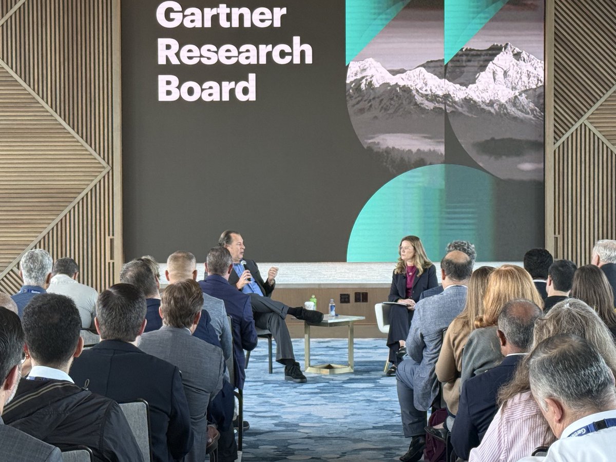 Benioff's tweet image. Thrilling day keynoting @Gartner Symposium in Orlando with 10,000 customers! ๐ The Agentic Enterprise era has begun โ where AI empowers people and redefines how organizations think, work, and trust. Still riding the Dreamforce high. ๐ค๐
ciodive.com/news/Salesforcโฆ