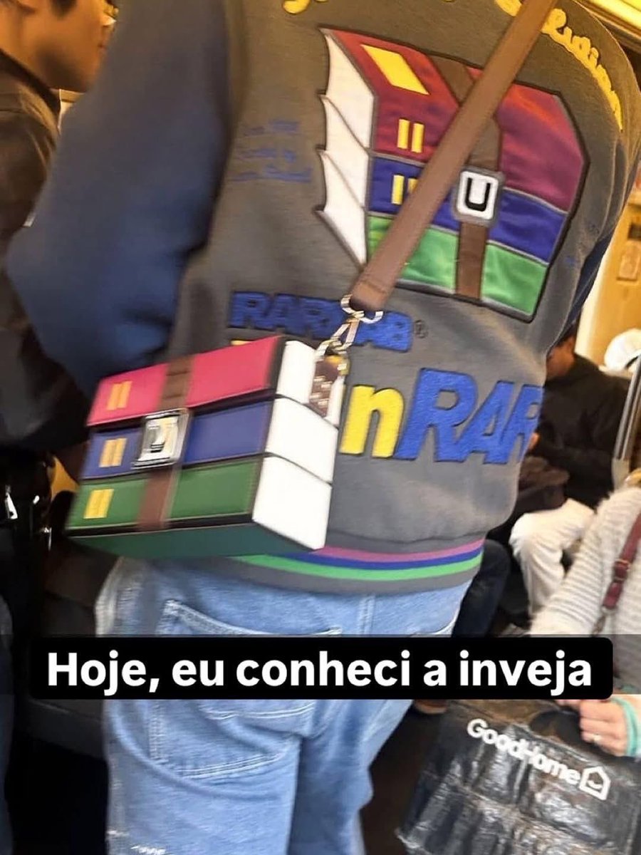 shitpostverdade's tweet image. 