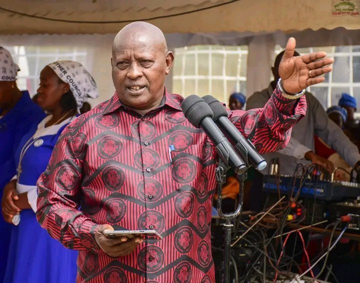 How can a  random video recorded on a phone has suddenly made its way into a leading media house as a major news item?

You people need to open your eyes!

Someone somewhere is clearly uneasy about this growing unity and tribeless card.They want to divide people and drive their