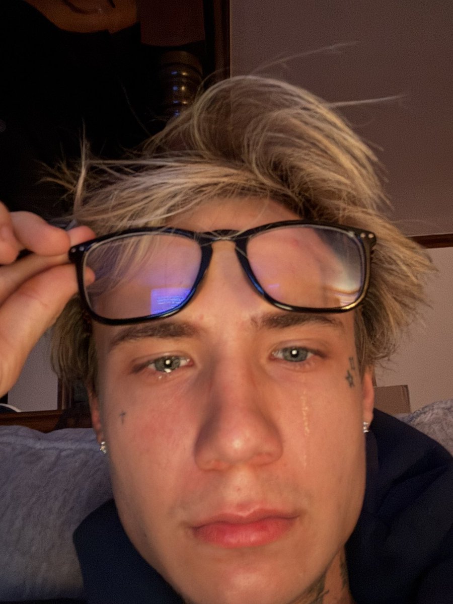 JadenHossler's tweet image. This was me crying over some instagram reels that were so cute