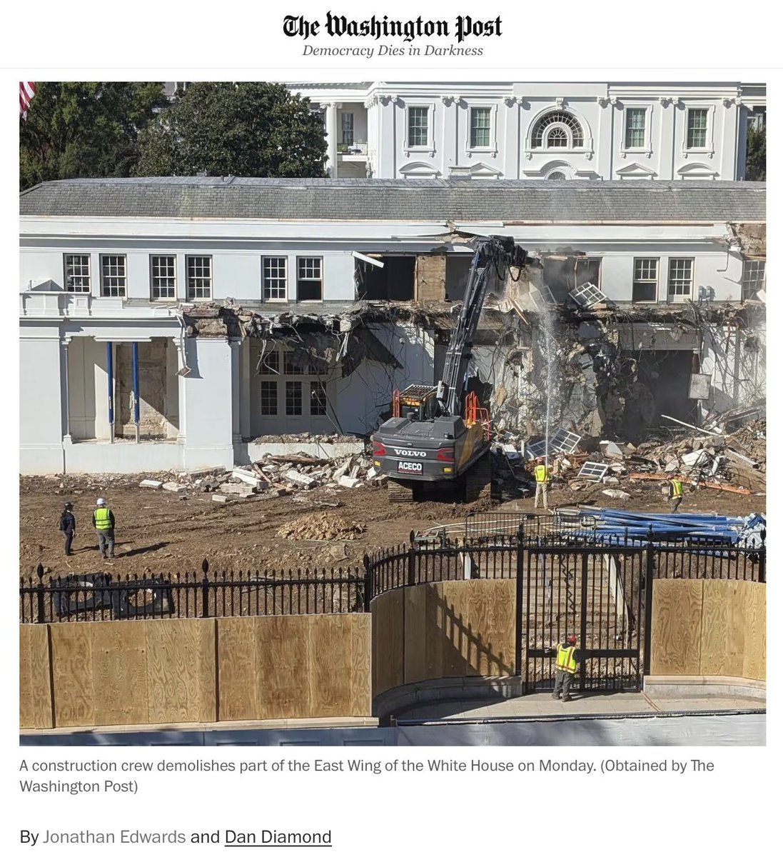 chrisgeidner's tweet image. NEW: After The Washington Post reported Monday on the demolition of the "East Wing facade," a new picture obtained by Law Dork that was taken on Tuesday shows that a substantial portion of the entirety of the East Wing has been demolished.