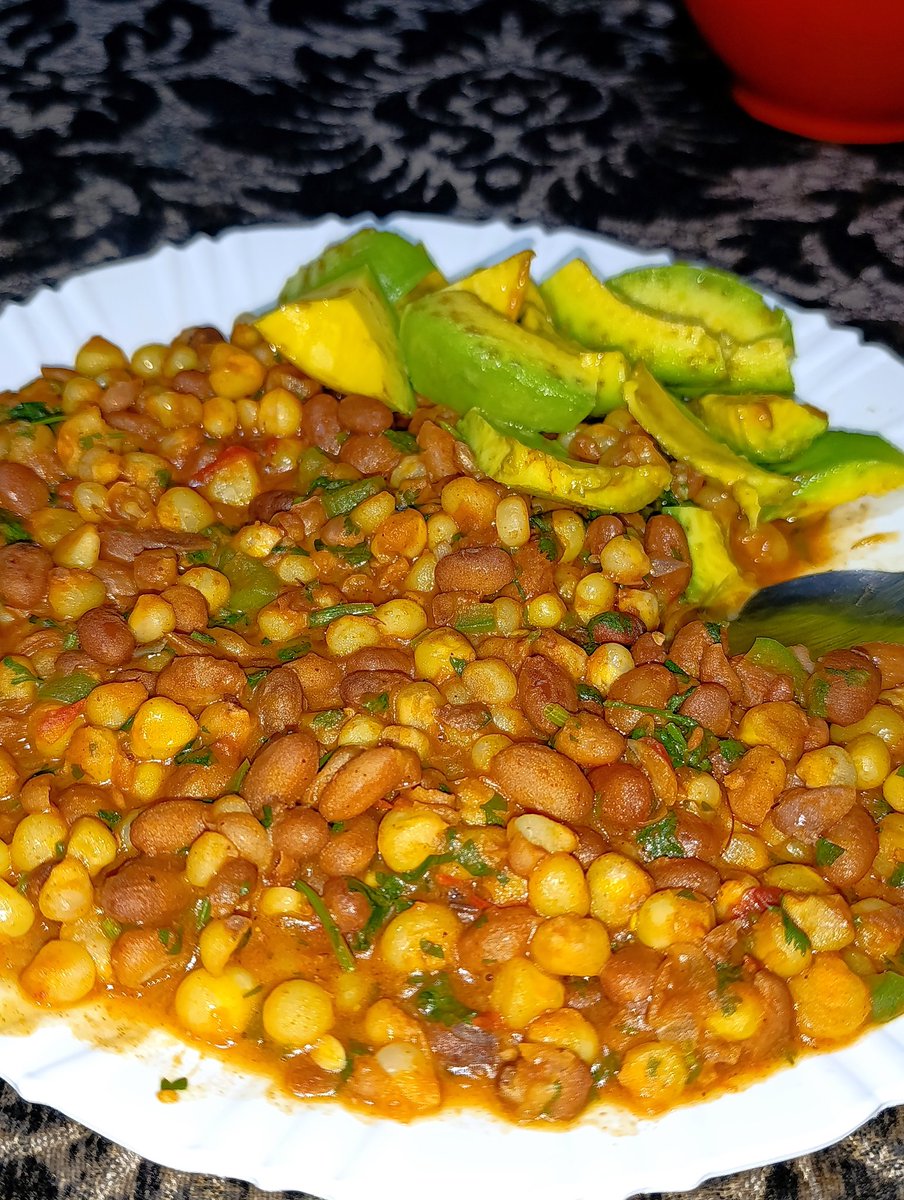 JUJA_KOT's tweet image. Y'all should cook for your women or else I'll do it 😂
#JujaNipikieAki