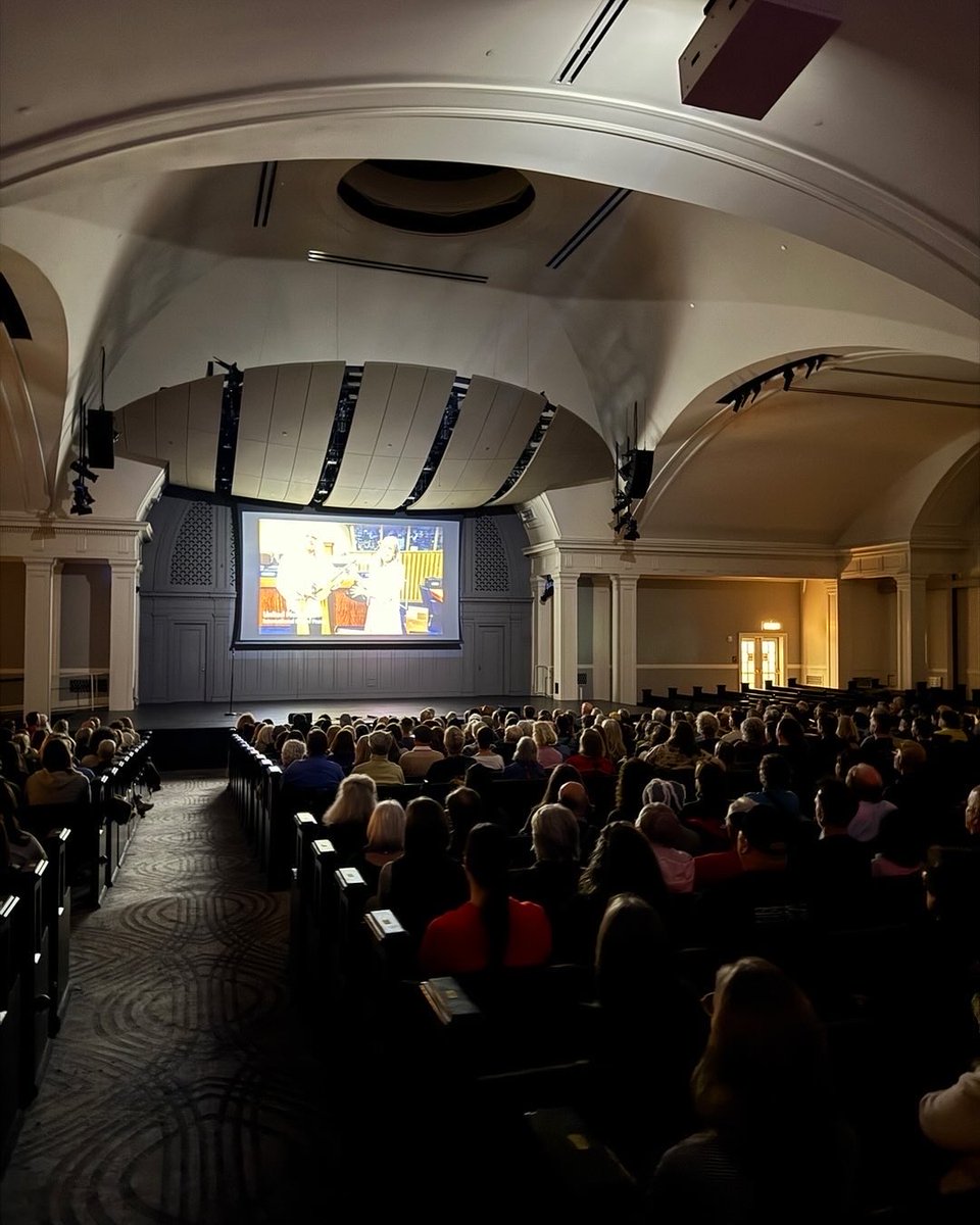 gabepolsky's tweet photo. Seattle Town Hall - 700 seat FULL HOUSE. Great screening and energy. https://t.co/AV9DVAiq6V