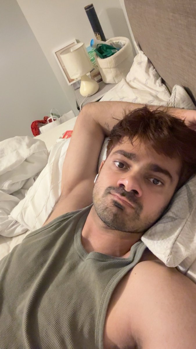 iirohitii's tweet image. Sleepy