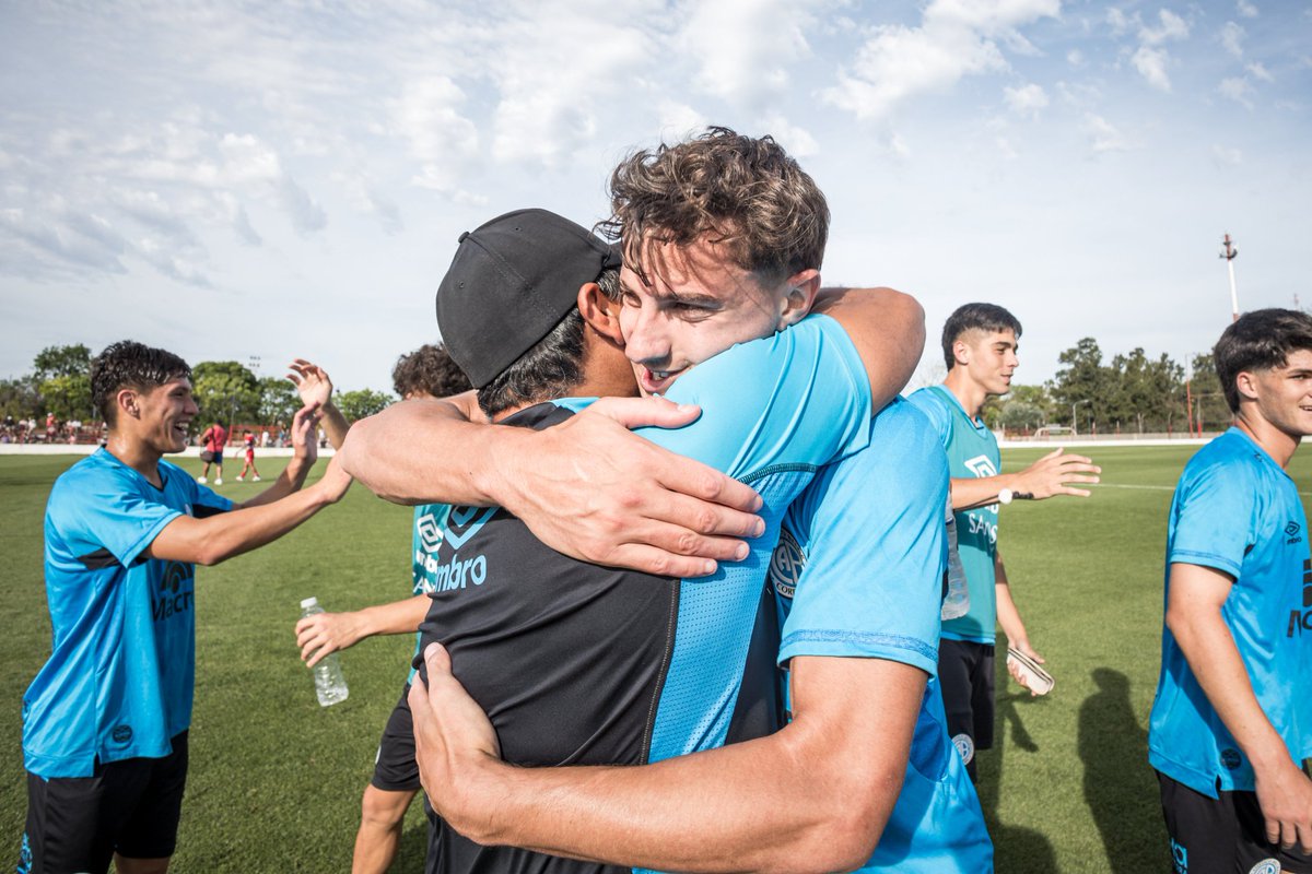 #Belgrano | 🔝 Gana con "los viejos" y gana con los pibes. Gana jugando bien y gana jugando mal. Gana, gusta y golea, y gana por la mínima. Gana, lidera y clasifica, una vez más, a la siguiente fase de la copa. 

🧠 Norberto Fernández, señores, de los mejores formadores del país.