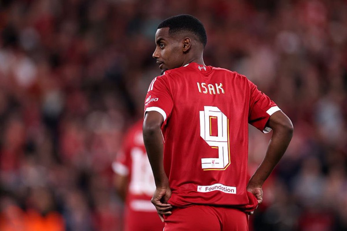 Jamie Carragher sur Alexander Isak :

« J’étais probablement l’un des rares à ne pas être particulièrement emballé par sa venue. »