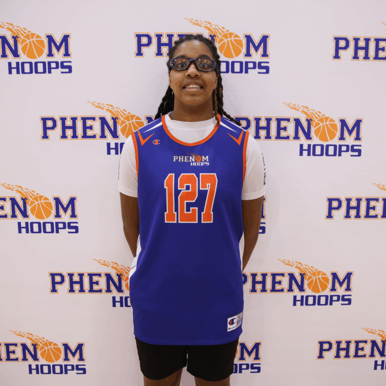 LadyPhenomHoops's tweet image. Lady Top 80 Camp Evaluations: Team 6
#LadyTop80 #LadyPhenom 

'28 Zaniya Reddick
'27 Jenah Andrew
'26 Janiya Mosley
'27 Blair Haines
'27 McKenzie Collins
'27 Crystal Spindle
'27 Isabel Cronin
'27 Brooklyn Twitty

Read: phenomhoopreport.com/lady-top-80-ca…