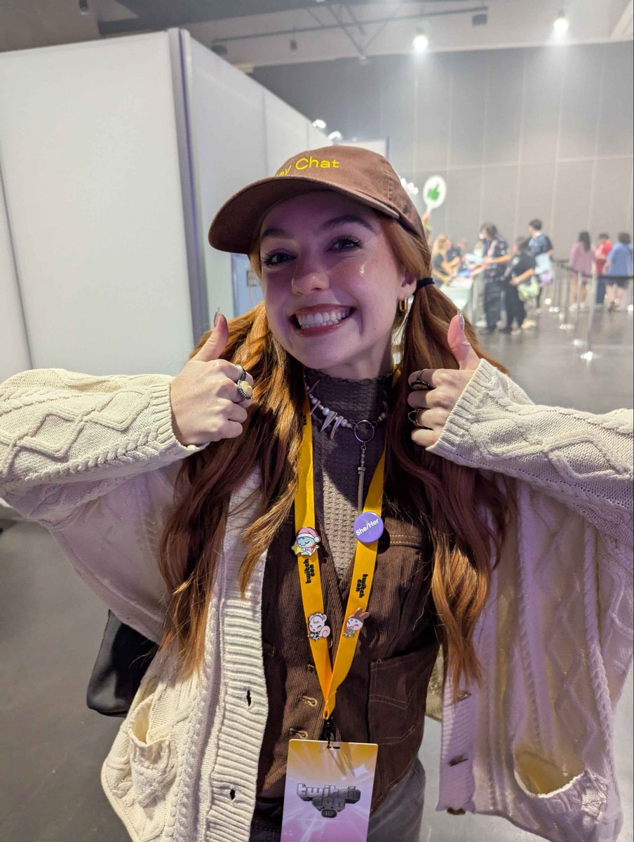 Then…… Here’s all my pics from the actual CON!!!!