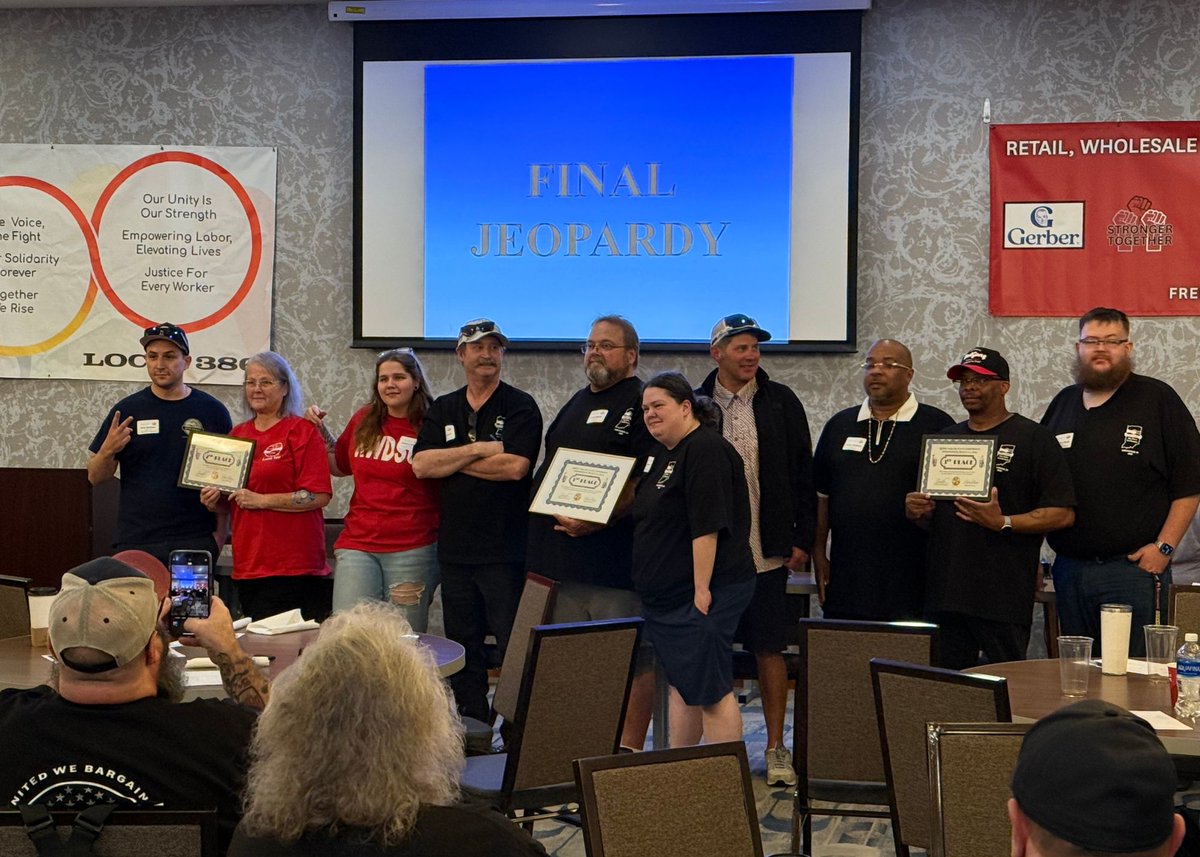 RWDSU's tweet photo. The 2025 6-State Conference of the @RWDSU in Indianapolis brought together more than 100 members from across the region for two powerful days of training, organizing, and solidarity.
Read the full story → https://t.co/yyfxP3Ximp
#UnionStrong #UnionTraining https://t.co/Oc8YQ3L458