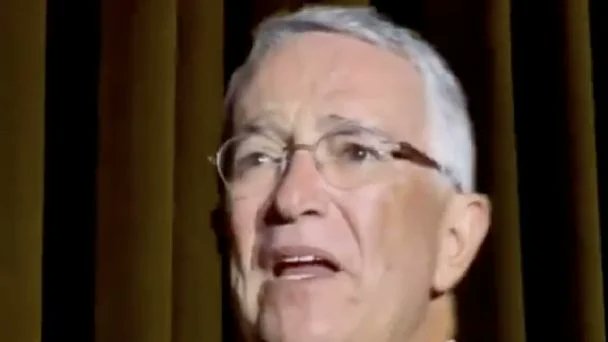 Sobre el empresario y deudor fiscal <a href="/RicardoBSalinas/">Don Ricardo Salinas Pliego</a> , su "destape" para la candidatura presidencial y otros chismes políticos en <a href="/HALBpodcast/">Honores A La Bandera</a> . EN VIVO a partir de las 11 hrs por nofm-radio.com y PATREON.
Con <a href="/tuministro/">Benjamín E. Morales</a> <a href="/Gastorgap/">Gabriela Astorga</a> y <a href="/AleidaSavi/">Savi</a>