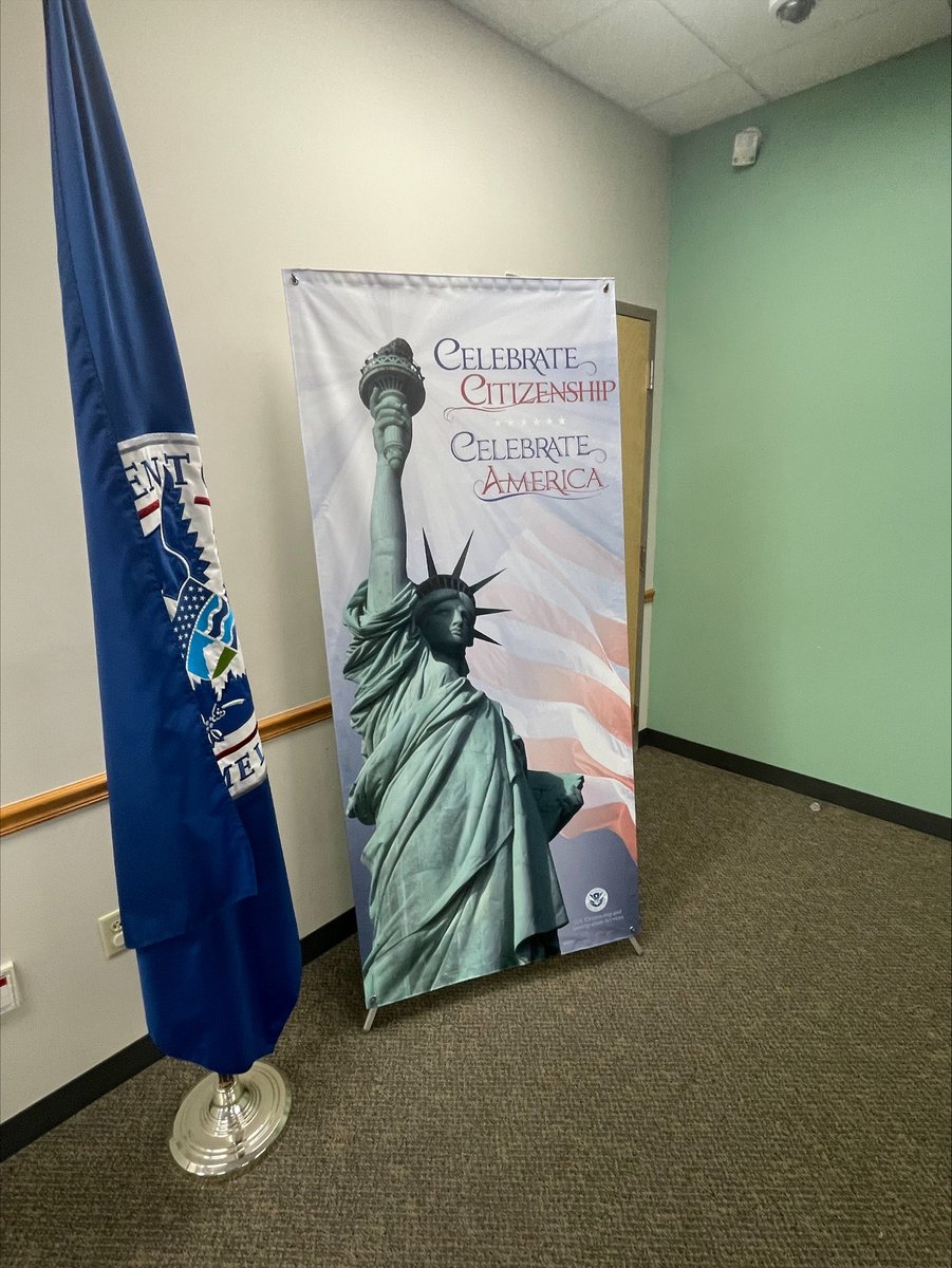 RI_BOE's tweet photo. RI Board of Elections, in partnership with @RISecState and local boards of canvassers, is providing voter registration and voting information services to newly naturalized U.S. citizens following weekly naturalization ceremonies held at the @USCIS Johnston office. https://t.co/CqSaax3g7g