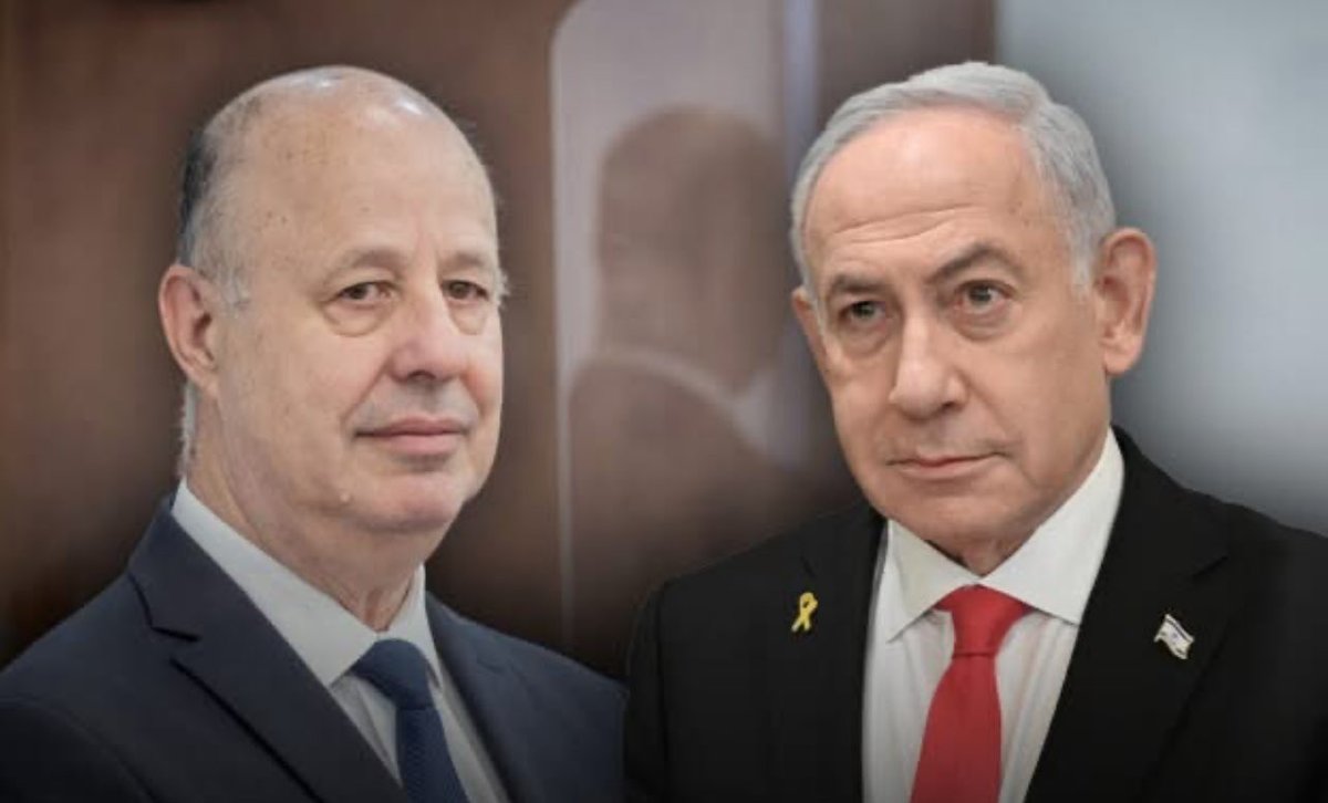 يوم واحد بس بعد النزاع بالكنيست
النتن يقيل رئيس مجلس الامن القومي
السبب غير معروف واليهود بصدمة لان المفروض ان الاثنين على نفس الطرف
وبسبب فعلة النتن قرر الاخير انه يضحي بكل شيء "حتى لو دخل السجن" ويطالب بتحقيق شامل لكل ما حدث بالسابع من اكتوبر
اللهم شتت شملهم واشعل الكره بينهم