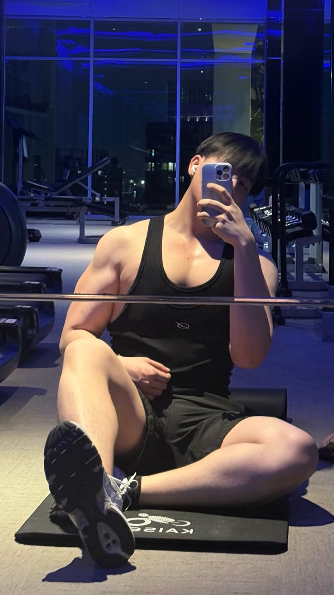 อยู่ปิดยิม