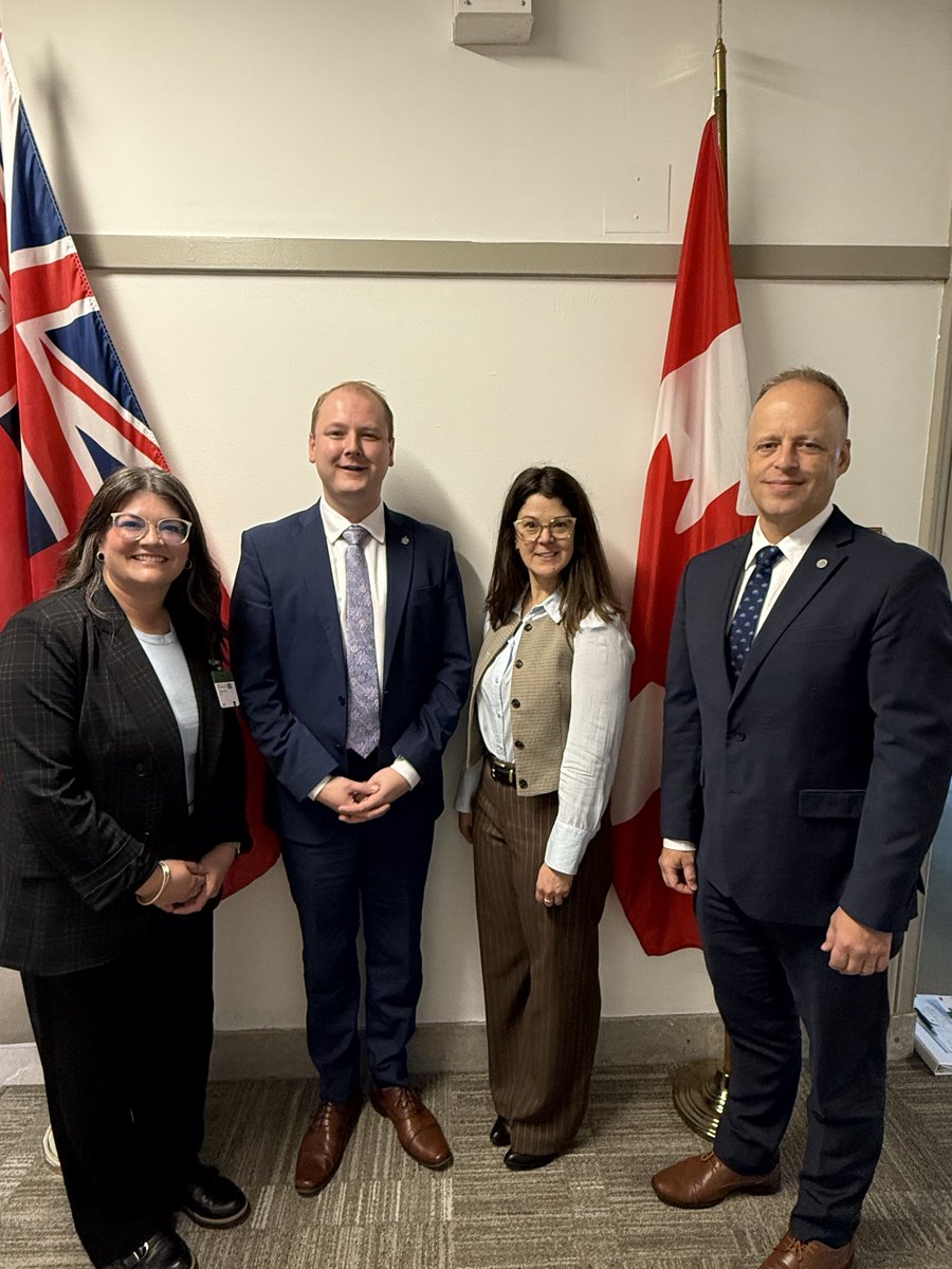 Happy to meet with credit union representatives from across Canada today. 

Thanks to Sarah from <a href="/InnovationCU/">Innovation Federal Credit Union</a>, Heather from <a href="/Affinity_CU/">Affinity CU</a>, and Ron from <a href="/FirstWestCU/">First West CU</a> for the great conversation on supporting our local branches and communities!
