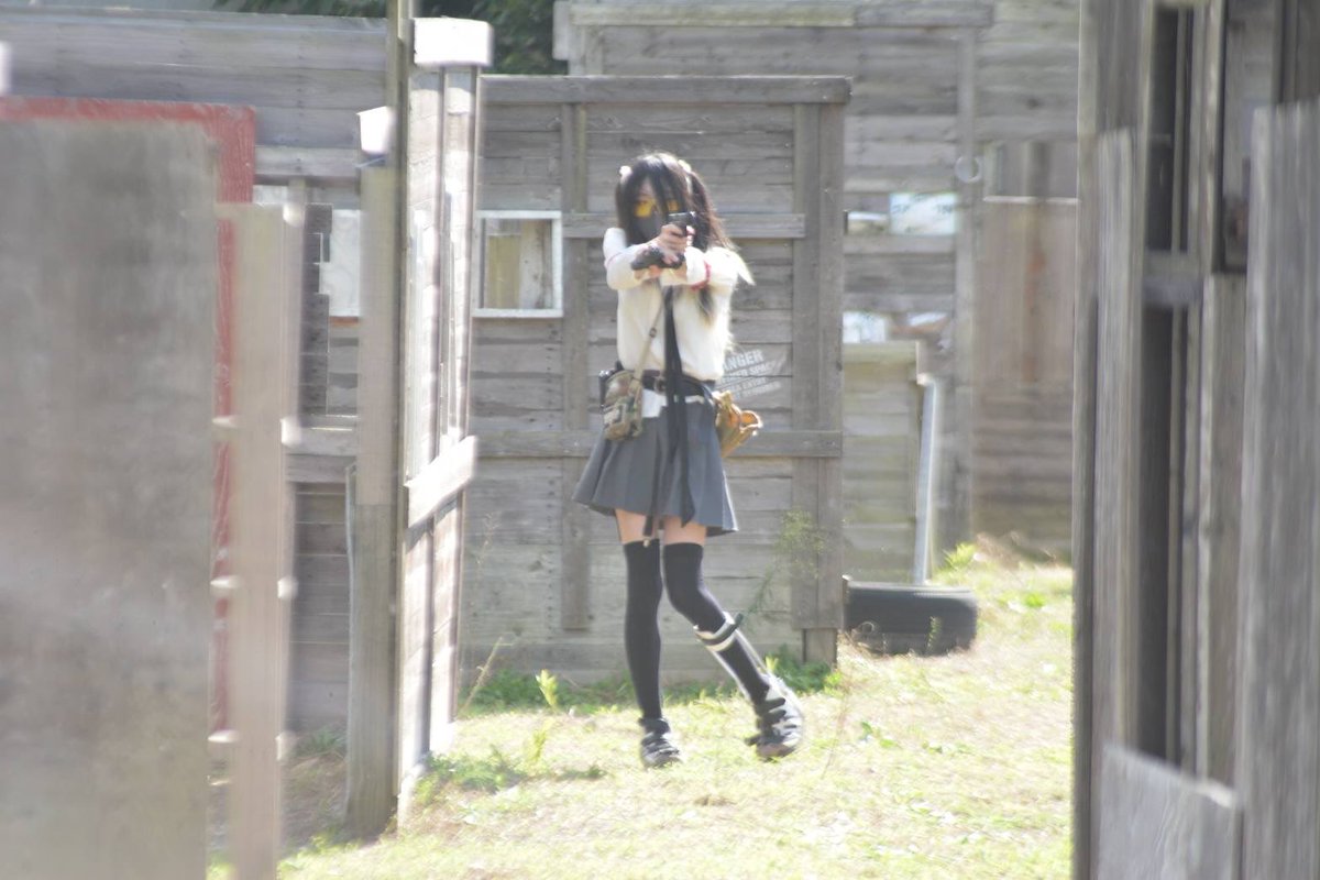 Masiro_ONE_'s tweet image. #装備を晒すとサバゲーマーがフォローやRTをしてくれるらしい

２枚目が。。w