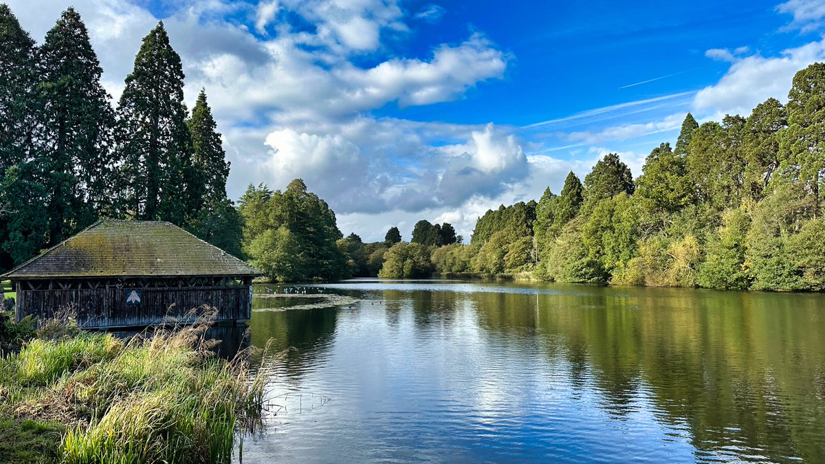 A couple of days away at <a href="/candmclub/">Caravan and Motorhome Club</a> Tredegar House. Enjoyed a visit to the <a href="/nationaltrust/">National Trust</a> property and a wander around the lovely grounds in the sunshine this afternoon. 😎🚐