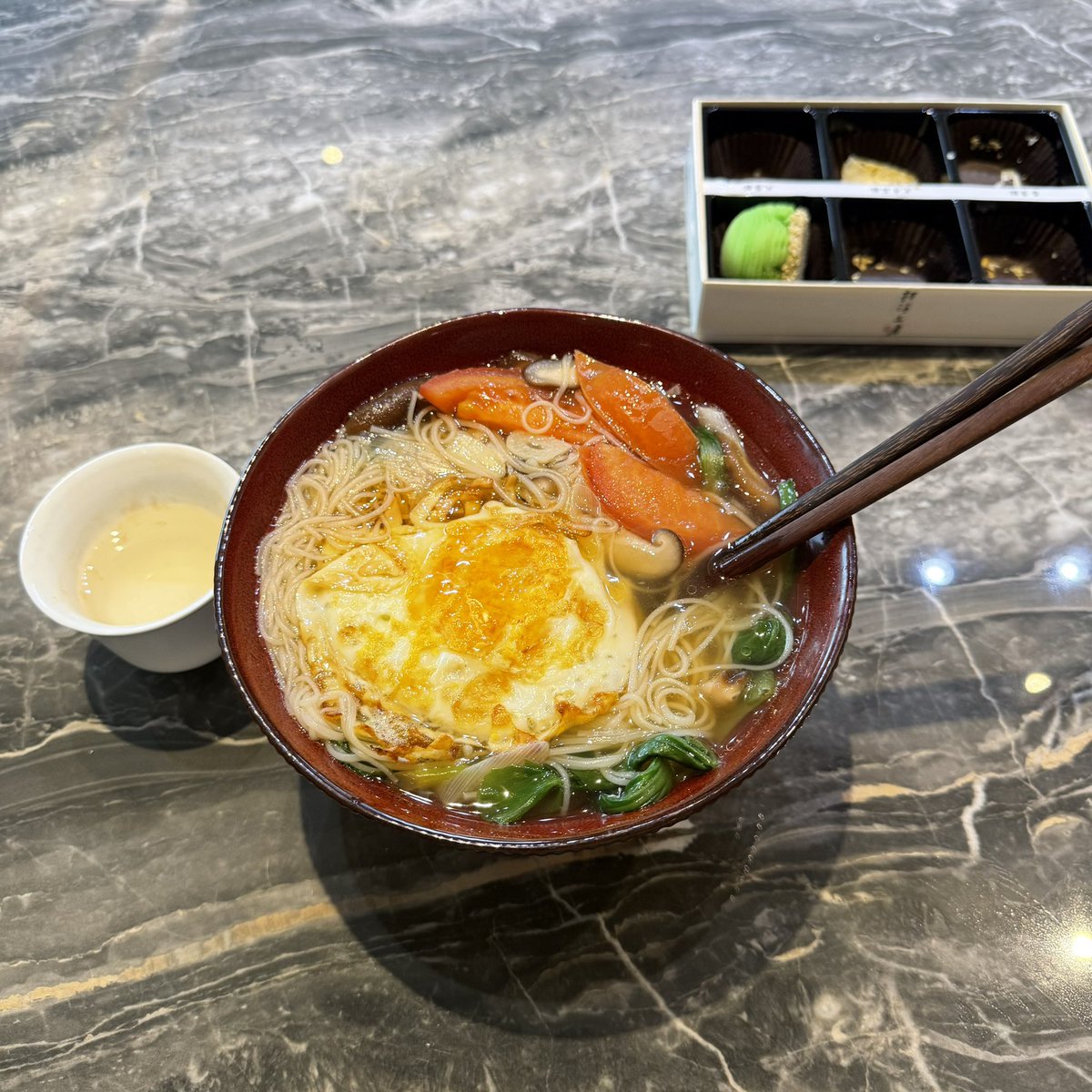 Vand Ni|Asian bro tweet media