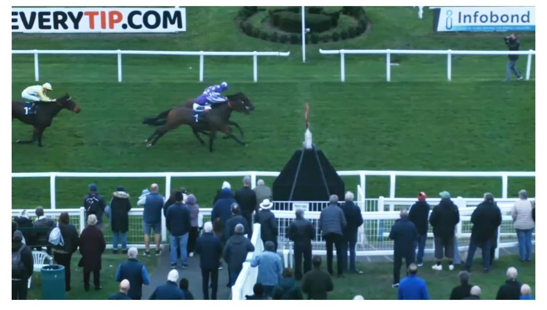 DG_DMAC's tweet image. BOOM Cameley Days goes in for members at 11/1 taking on a very game 4/7 fav 🐎🚀