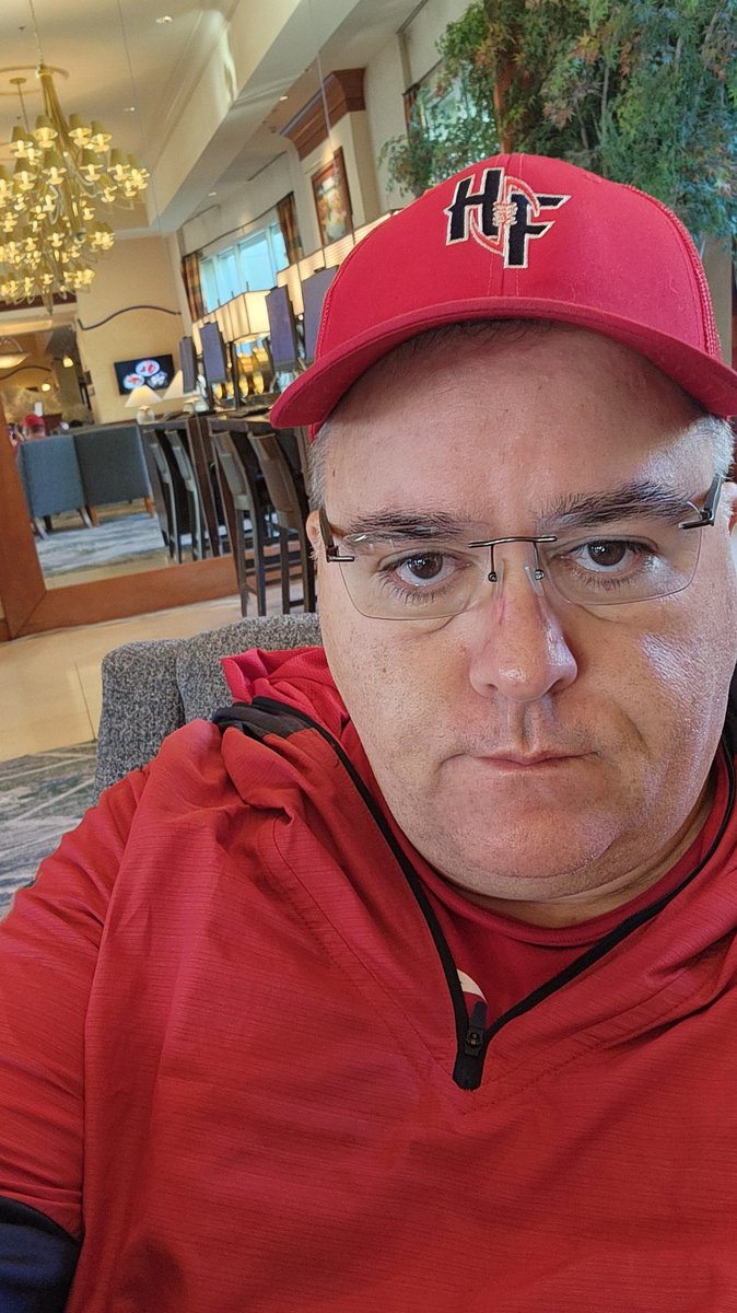 Derek Uzzle tweet media