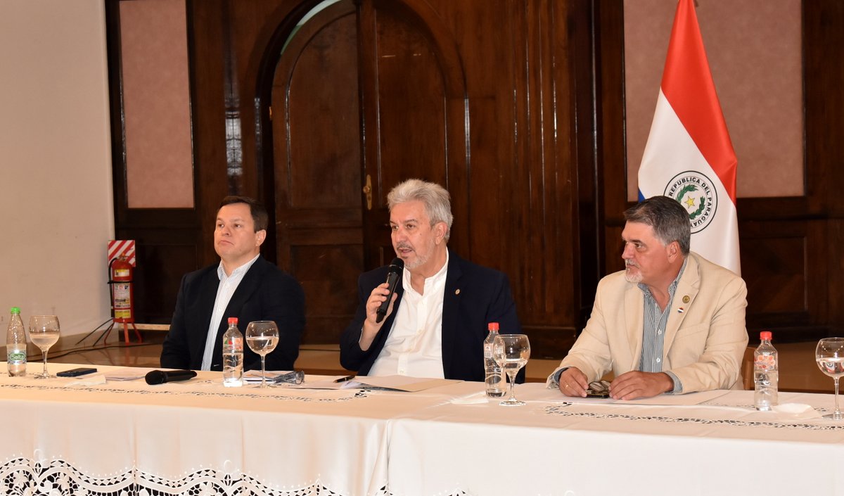 arp_py's tweet image. LA FEPRINCO ELIGIÓ A SUS NUEVOS PRESIDENTES Y MIEMBROS DE LA DIRECTIVA
La institución estará presidida por el Dr. Daniel Prieto Davey por la Producción, por el Ing. Enrique Duarte por la Industria y por el Ing. Iván Dumot por el Comercio.
👉acortar.link/icUtTm