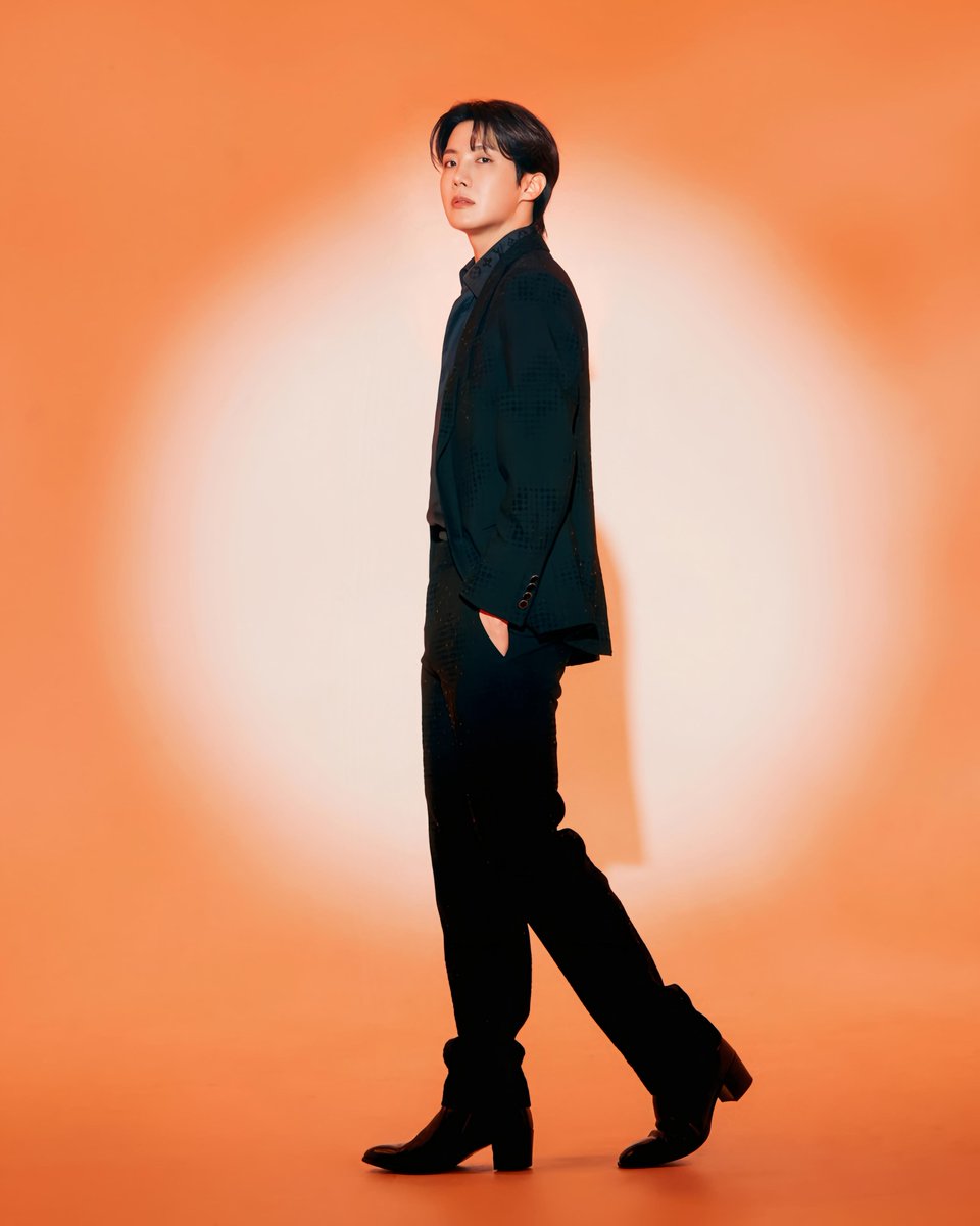 I vote #Jhope for #2025MAMAVOTE