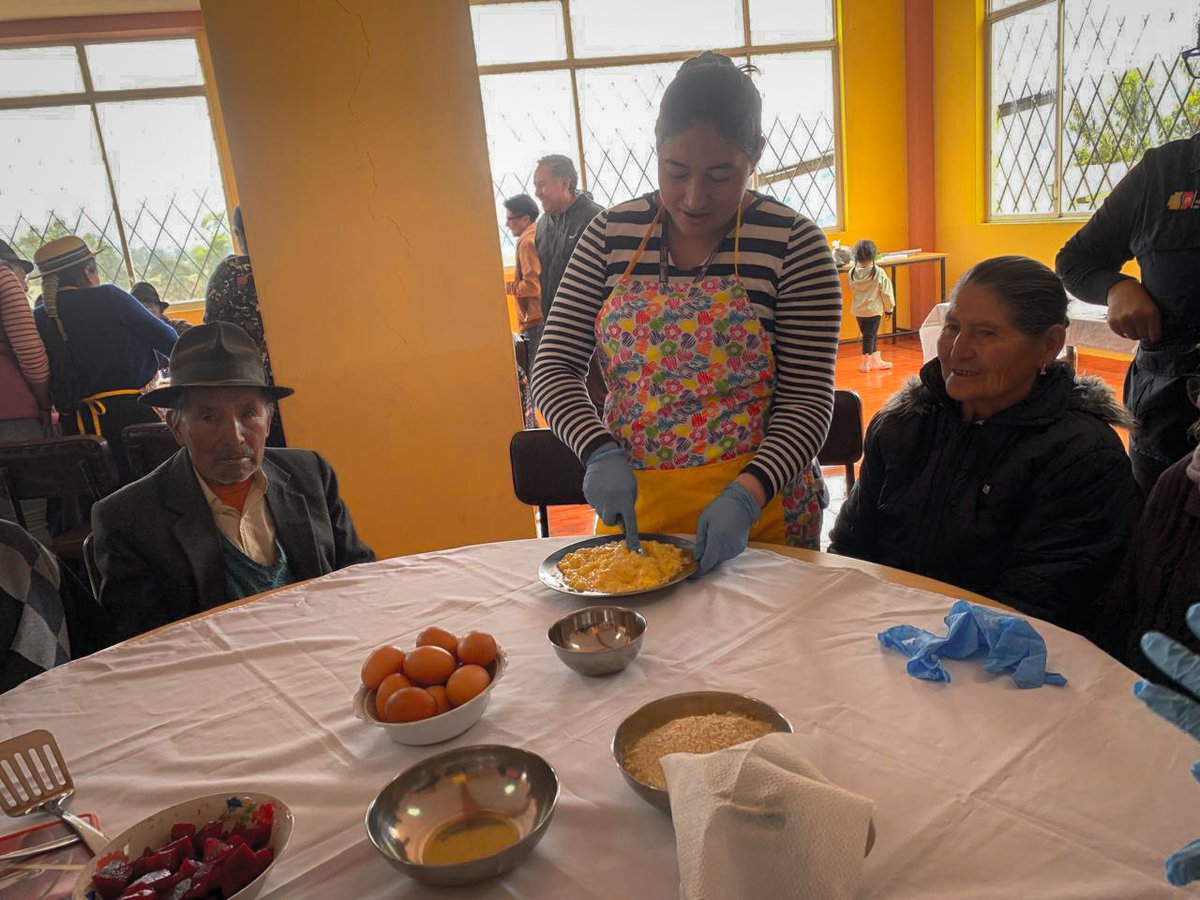 DPS_LosRios's tweet photo. 🔹Prevenir enfermedades relacionadas con la mala alimentación, como la obesidad, diabetes, hipertensión en adultos y en niños y niñas la prevención de la desnutrición crónica infantil https://t.co/UNHdEc9mWi