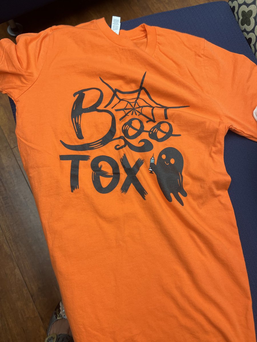 MVGutierrezMD's tweet image. I will be wearing this T-shirt the rest of the month in clinic. #BooTox #Spasticity #Physiatry