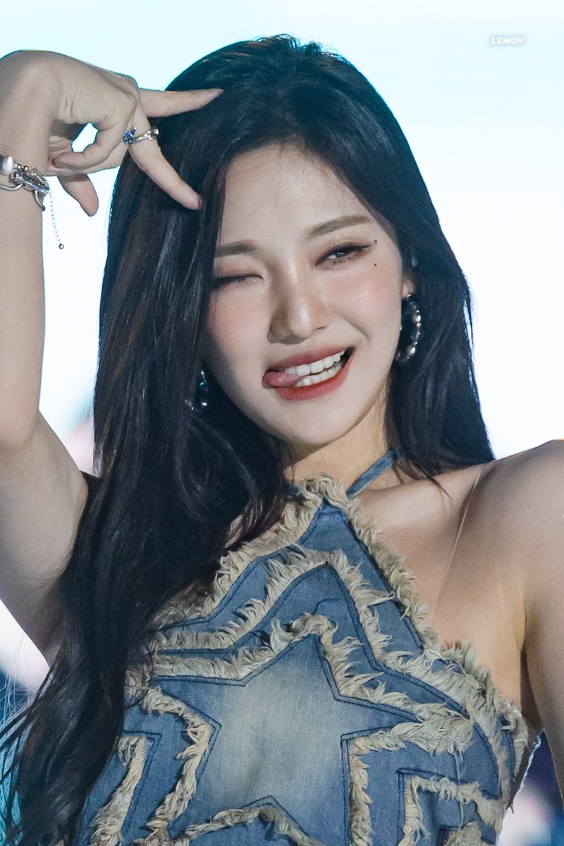 ningning tweet media