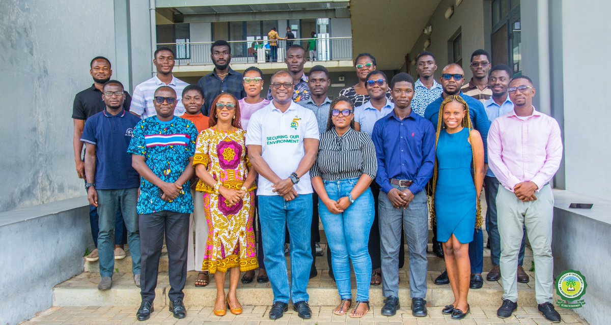 uesdgh's tweet image. UESD Empowers Graduates with Cutting-Edge Entrepreneurial and Employability Training 
Read More... uesd.edu.gh/uesd-empowers-…
#UESD25
#HOPE25