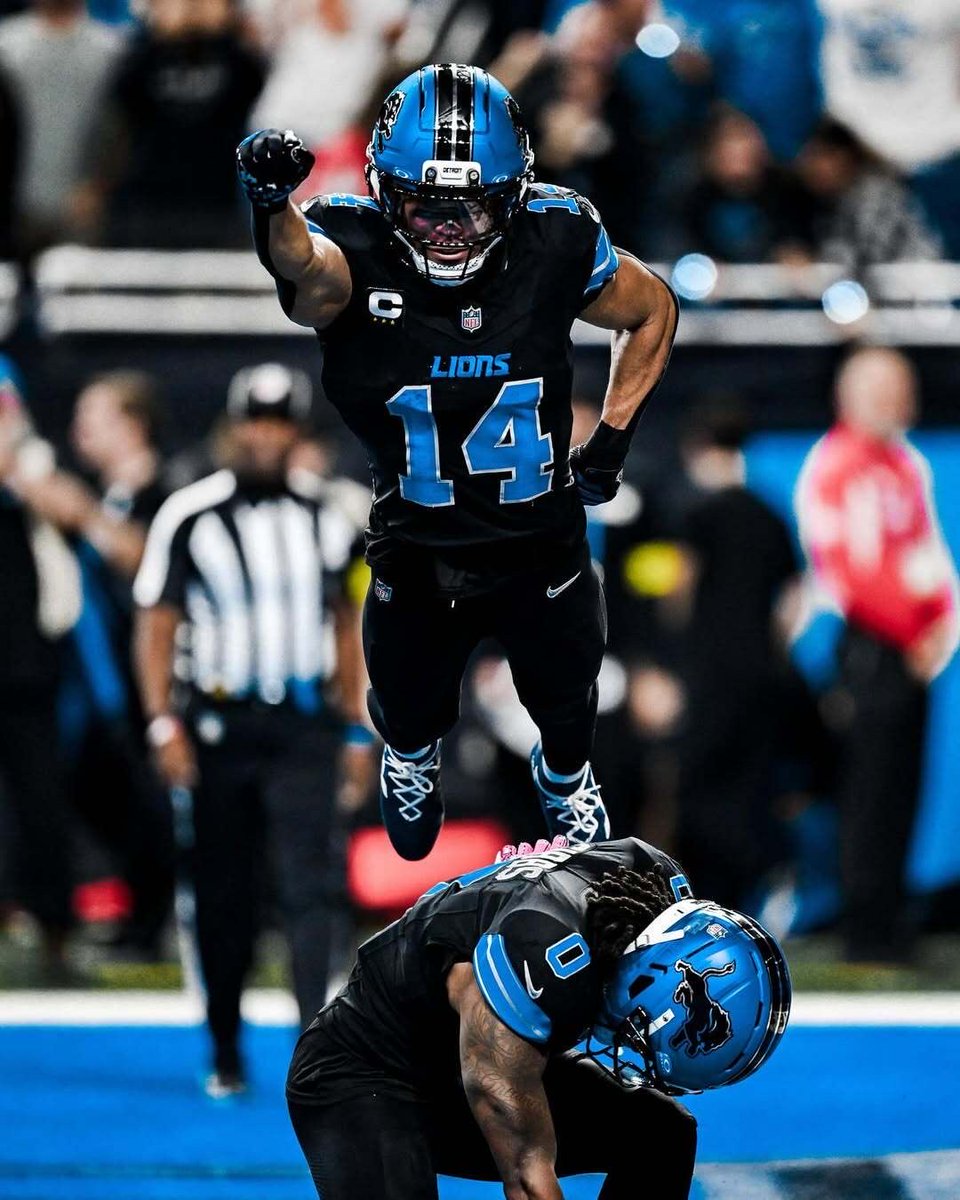Bleacher Report (@bleacherreport) on Twitter photo This pic of Amon-Ra St. Brown and Jahmyr Gibbs' "Spider-manโฆ Superman" celly ๐ฎโ๐จ๐ฅ
(via <a href="/Lions/">Detroit Lions</a>) This pic of Amon-Ra St. Brown and Jahmyr Gibbs' "Spider-manโฆ Superman" celly ๐ฎโ๐จ๐ฅ
(via <a href="/Lions/">Detroit Lions</a>)