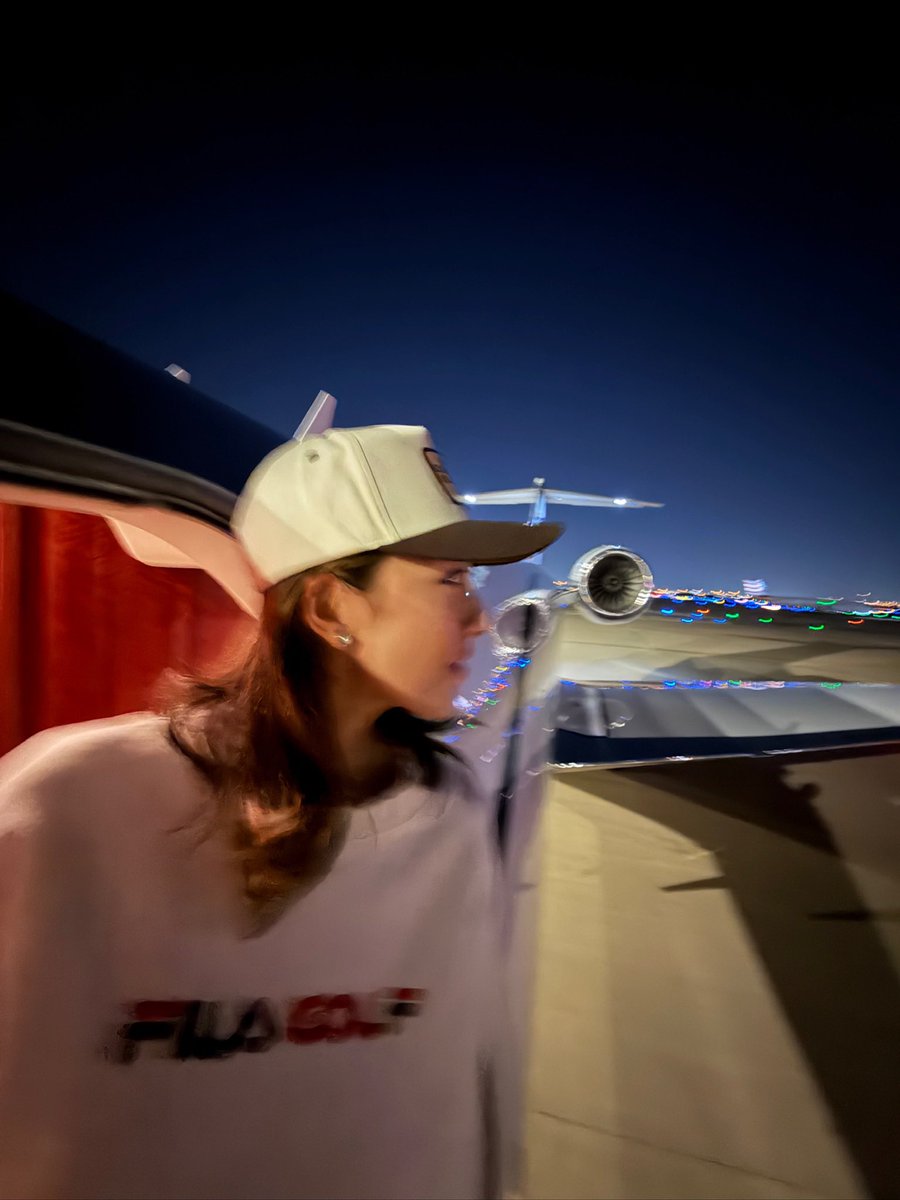 alex_albon's tweet image. Save a horse