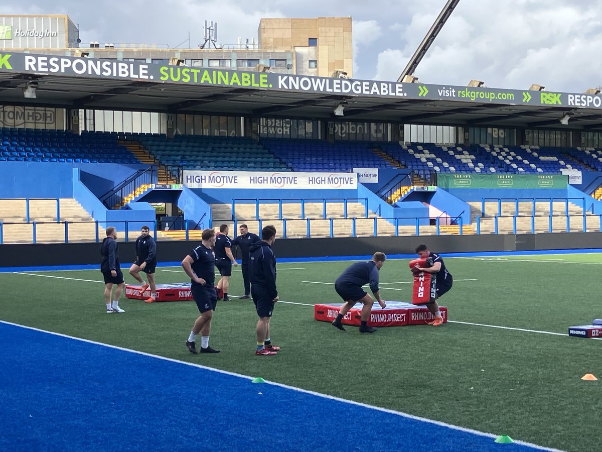 Cardiff_Pathway's tweet image. Senior and junior academy groups doing plenty of work and pushing each other on #pathway