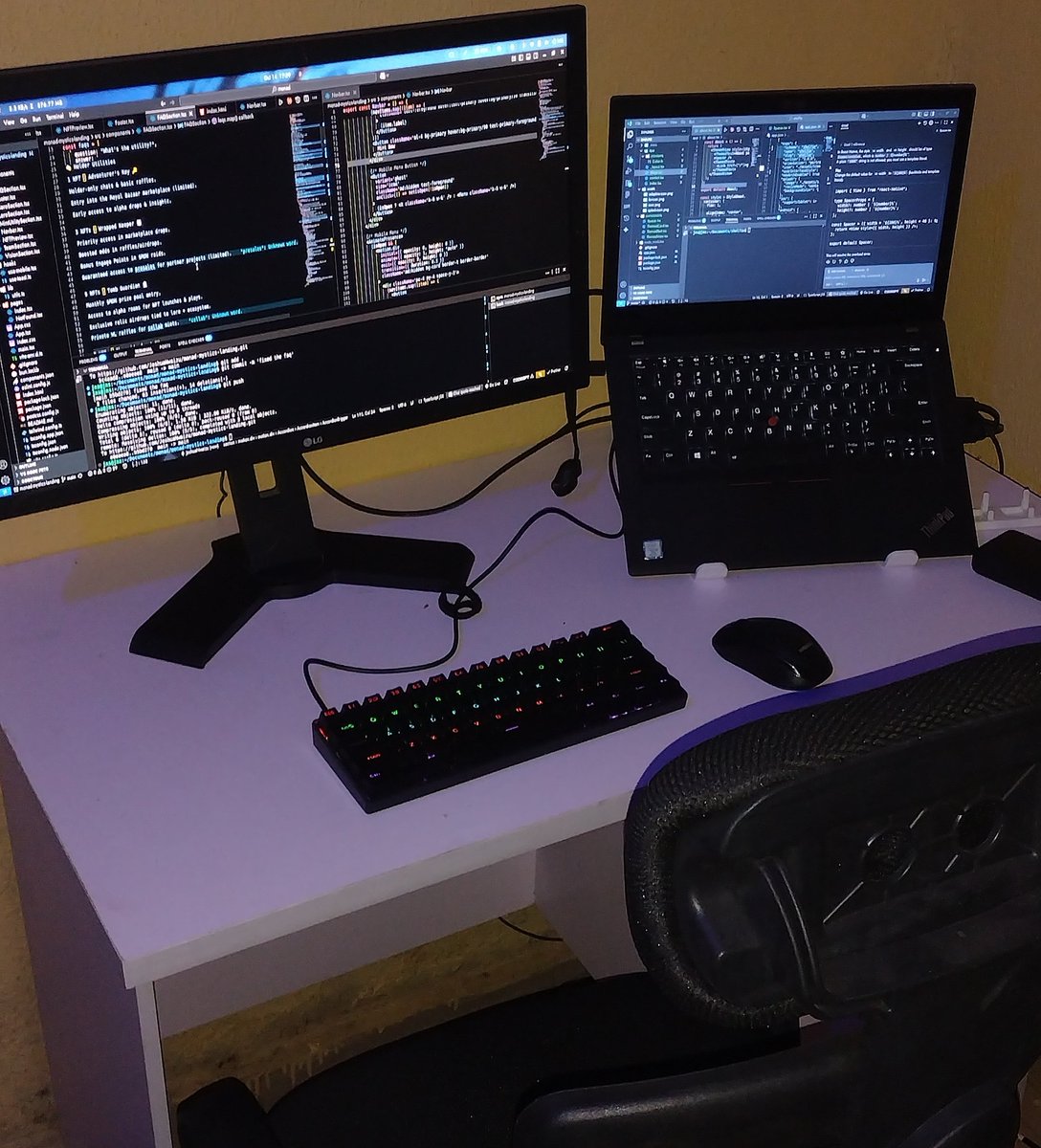 _devJNS's tweet image. programming is less about what you know and more about what you can figure out..