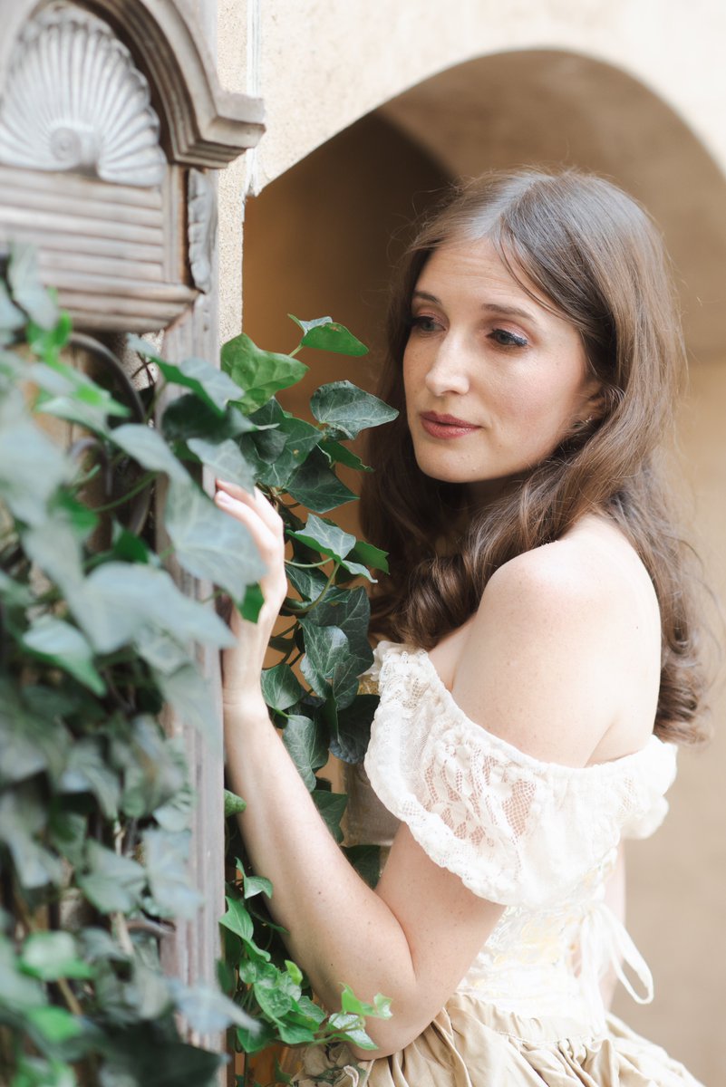 katieotten13's tweet image. Doing some more princess stuff👑☺

Photography: Deepak Nath Gupta Photography

#modeling #princess #Dallas