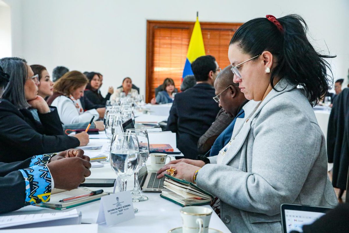 El Gobierno del presidente <a href="/petrogustavo/">Gustavo Petro</a>, a través de la Vicepresidencia y el <a href="/MinInterior/">MinInterior Colombia</a>, reafirma su compromiso con la igualdad, la justicia racial y la reparación histórica.