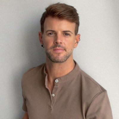 Ari Sykez 🇮🇨 tweet media