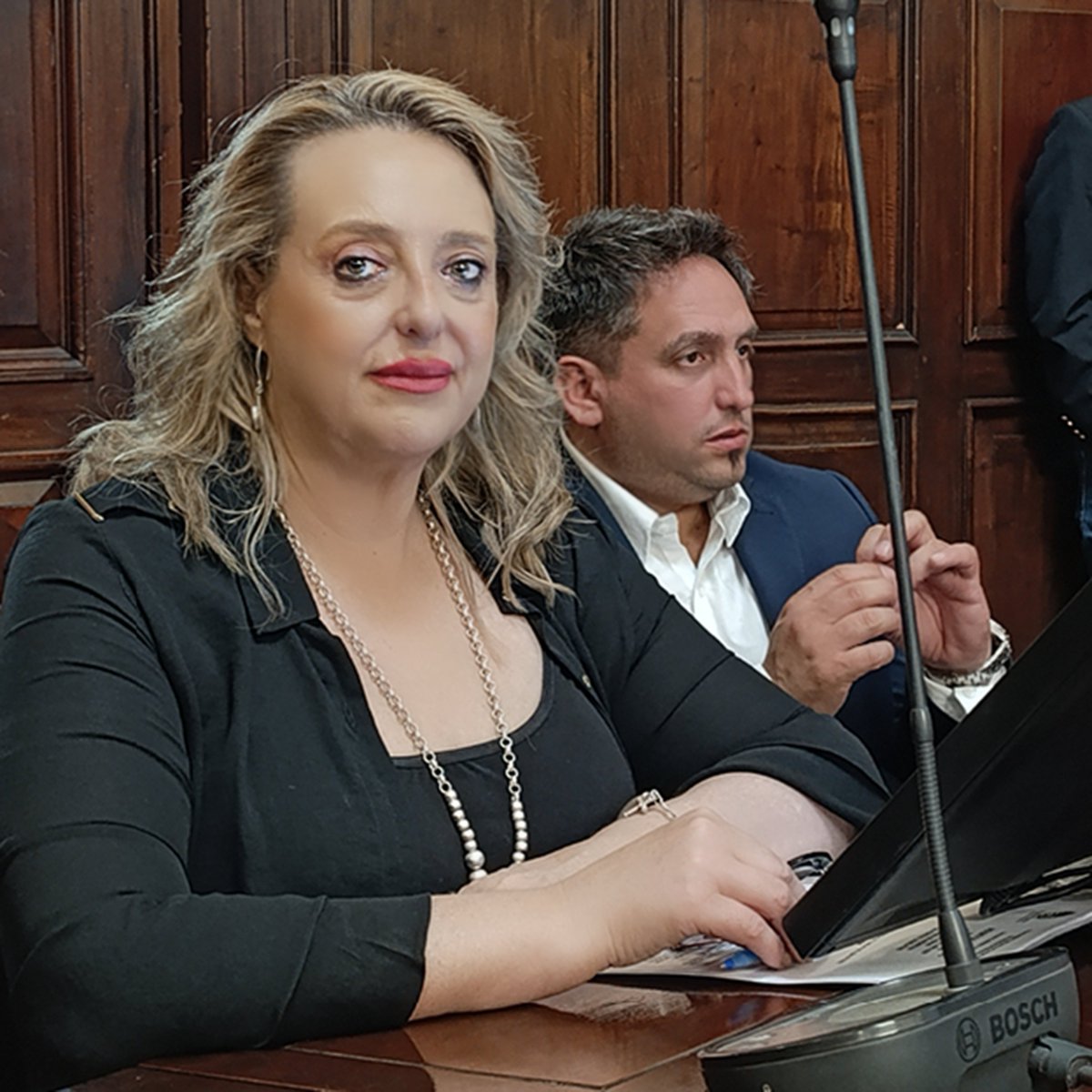 flaviamanoniok's tweet photo. • 21/10/25 • Seguimos trabajando en otro #MartesDeSesión
#SenadoraManoni
#Legislatura
#Senado
#Senadores
#Mendoza
#Argentina https://t.co/m7dyyViQ9I