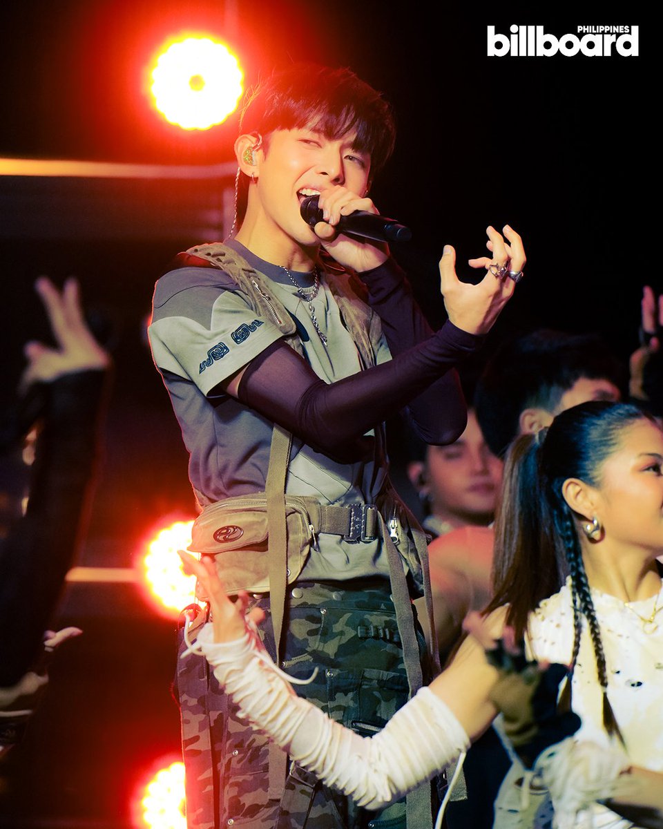 Taking charge of the stage here at the Filipino Music Awards, the Kings of P-pop, #SB19, have brought their stadium rouser "DAM" to life.

Photographed by Mayks Go.

#BillboardPhilippines
#BillboardPH