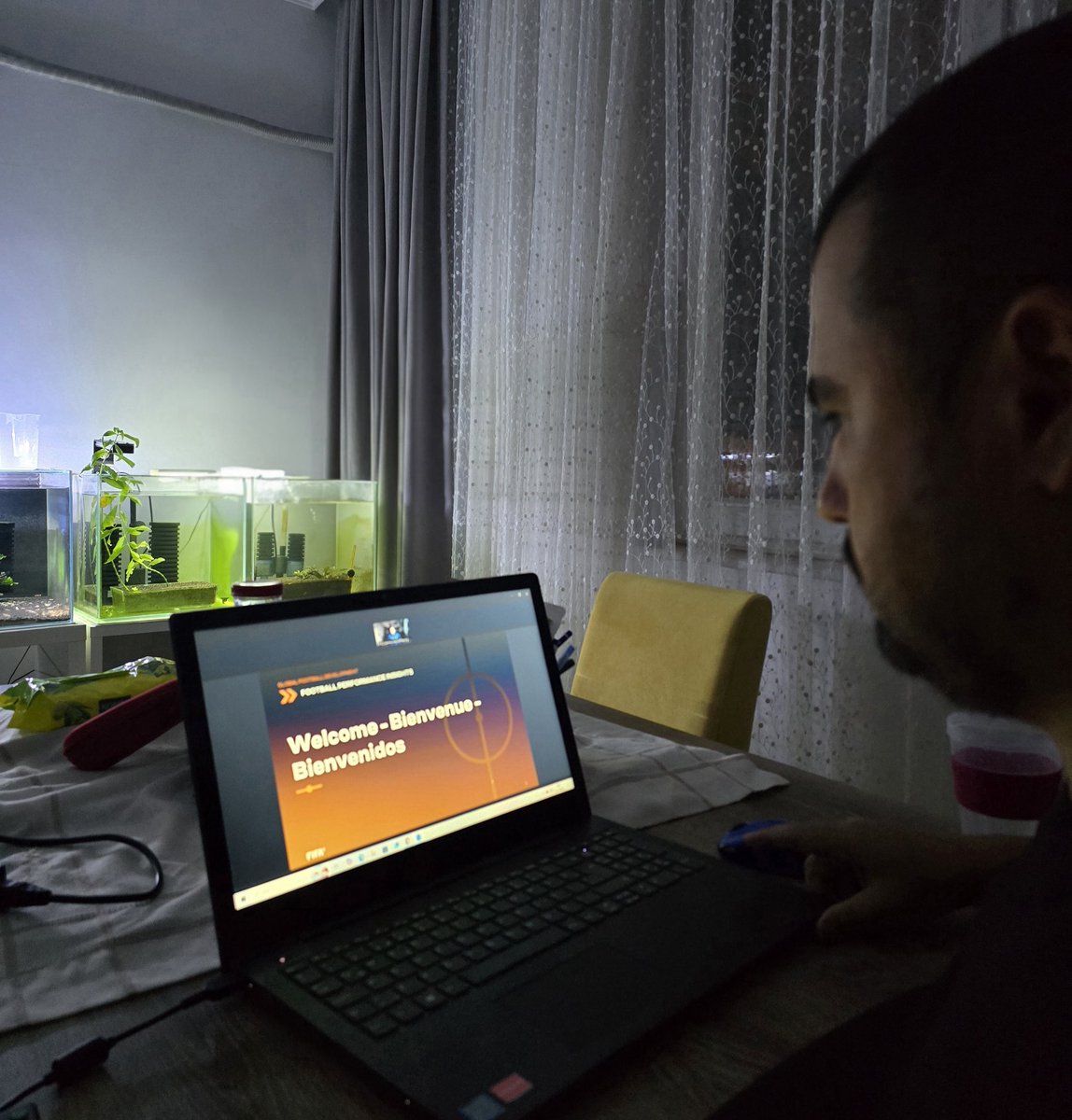 EnginErdem07's tweet image. FIFA’nın düzenlediği, Libya Millî Takımı Teknik Direktörü Aliou Cissé’nin katılımıyla; ‘BEK OYUNCUSUNUN ROLÜ: Alana , Faza ve Rakibe Uyum Sağlama’ konulu online Modern/Total  futbol seminerine katılarak uluslararası eğitimlerimi sürdürdüm. ⚽️📚