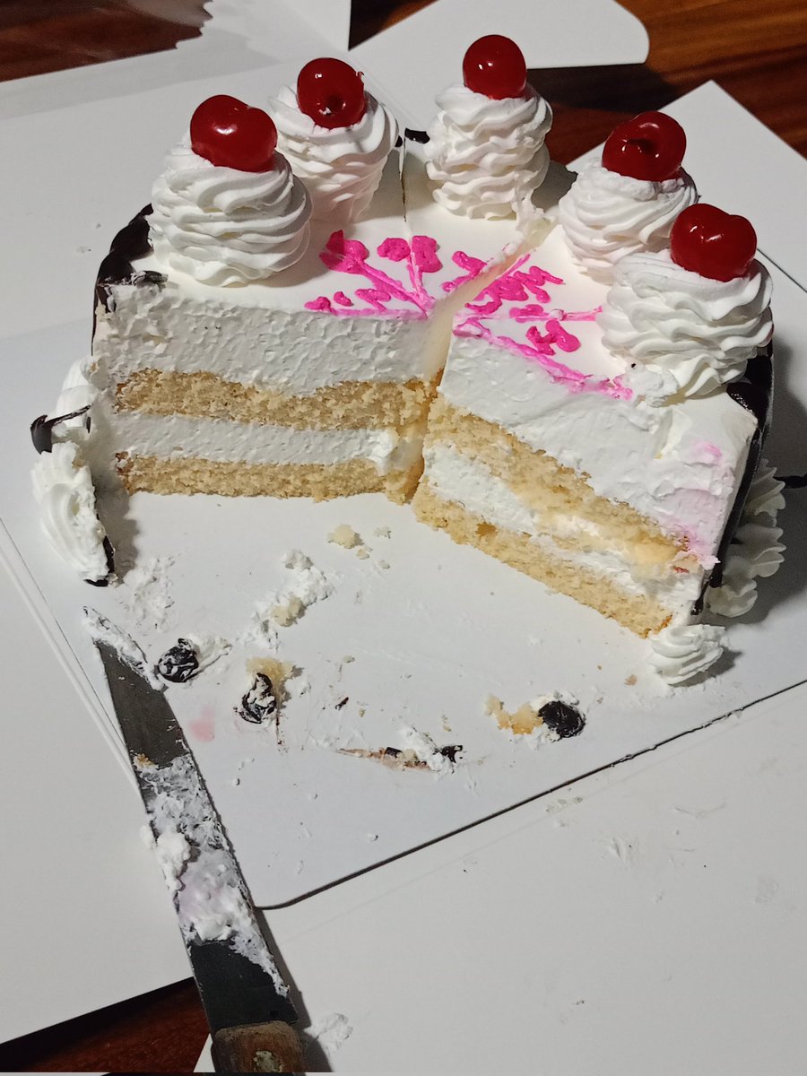 Flouk2010's tweet image. H.B.D to me🥳🎂✨🎃