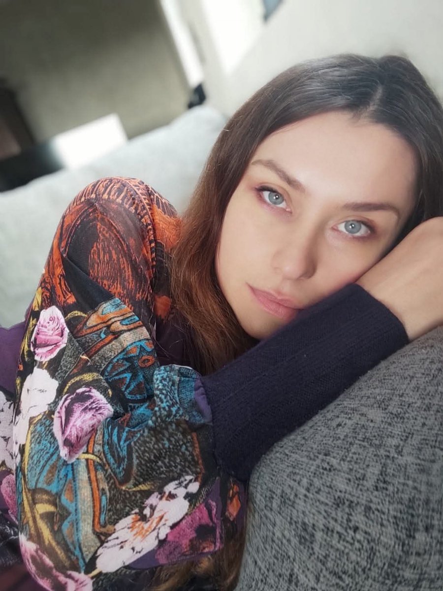 ΕΚΚΛΗΣΗ ΓΙΑ ΒΟΗΘΕΙΑ

Η αγαπημένη όλων μας, Κλαούντια Ντελ Μερ, δίνει μια άνιση αλλά γενναία μάχη για τη ζωή της.
Πάσχει από καρκίνο του παγκρέατος με μετάσταση στο ήπαρ — μία από τις πιο επιθετικές μορφές καρκίνου.