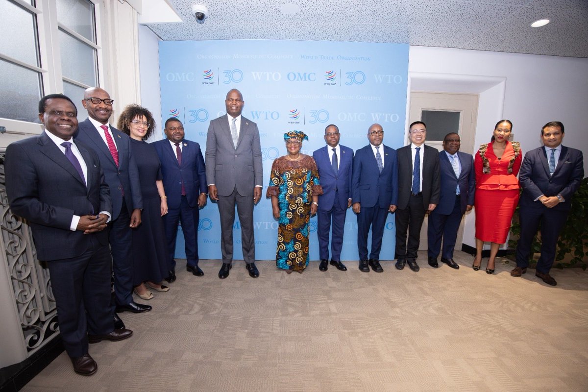 NOIweala's tweet photo. Honored to receive at the WTO the President of Mozambique, HE Daniel Chapo and his delegation including Minister of Economy, HE Basilio Zefanias Muhate, Minister of Communications and Digital Transformation, HE Americo Muchanga, Ambassador HE Geraldo Saranga and others. Mozambique‘s potential for trade related growth is substantial given its agricultural, fisheries, critical minerals and oil and gas resources as well as services. President and I discussed these potential growth pathways and in which areas the WTO can be of help. In addition, a good discussion on WTO reforms and how Africa can benefit from such reforms.